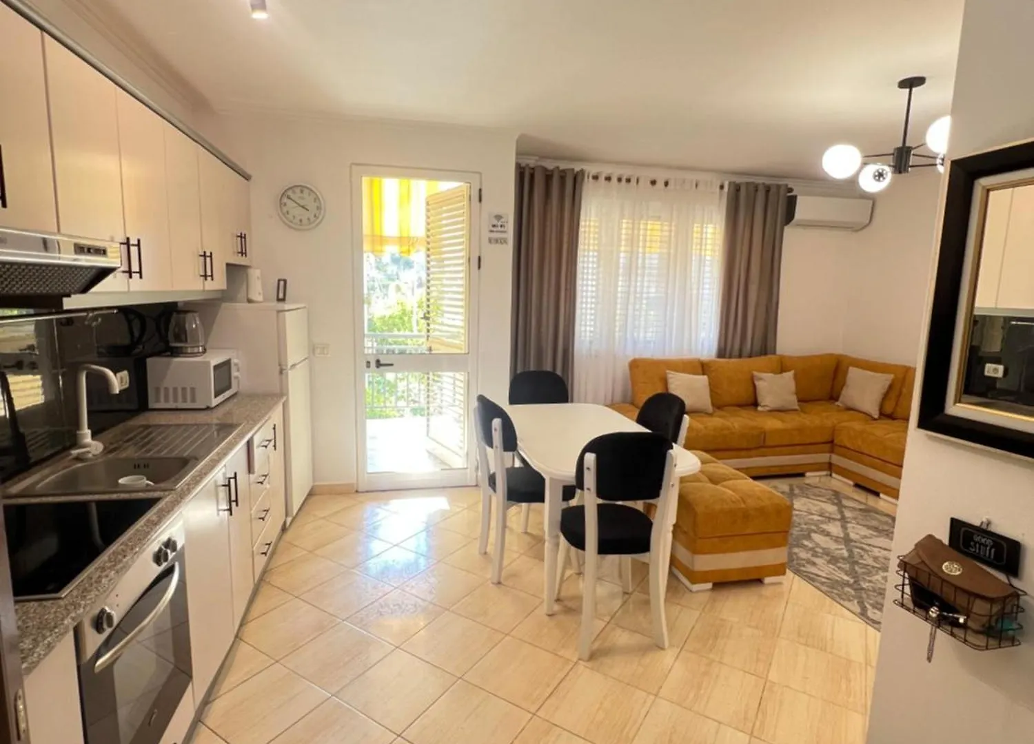 Pishat E Buta Apartment Golem Golem (Tirana)